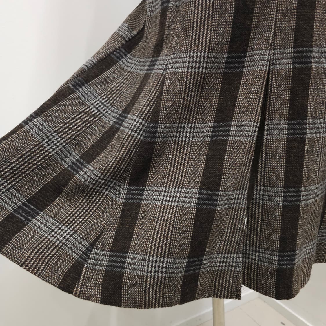 울 체크 앞트임 플레어 스커트 상품이미지5