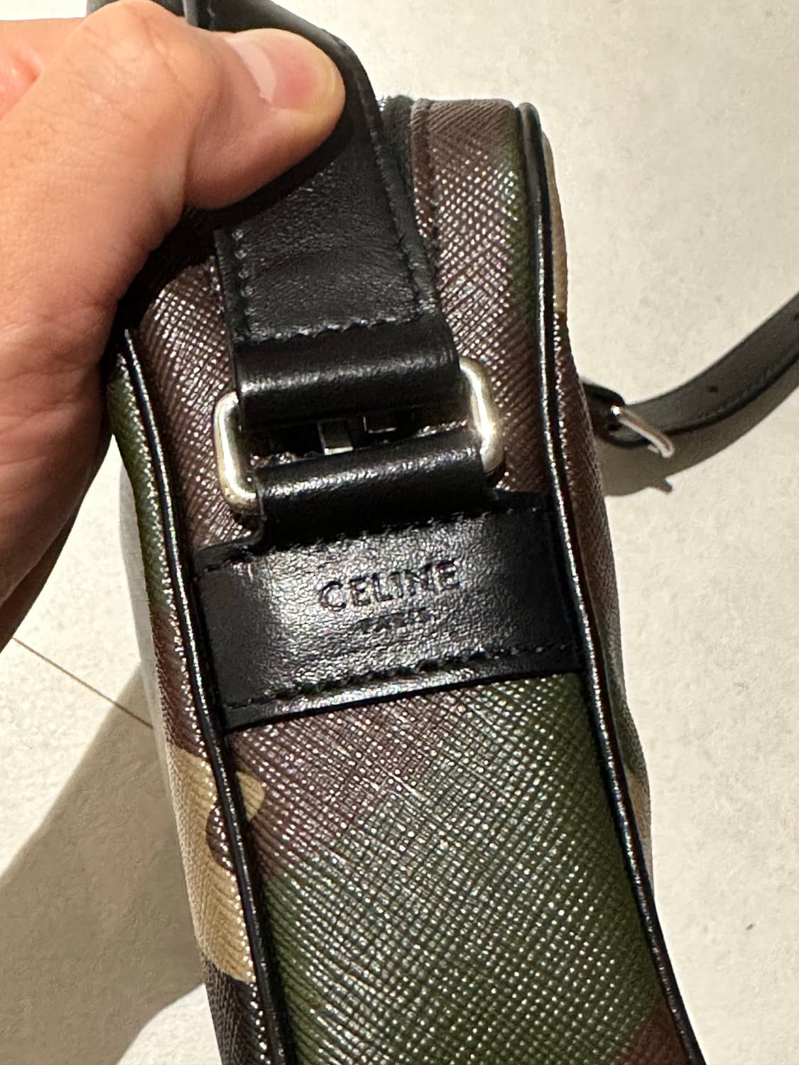 CELINE 셀린 카모플라쥬 미디움 숄더백 상품이미지9