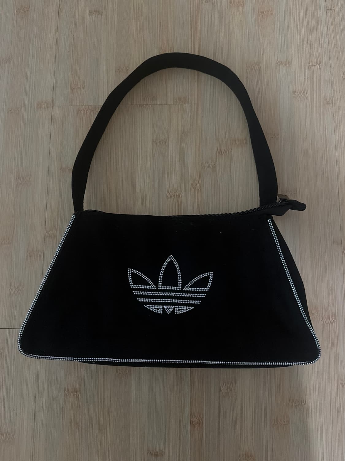 아디다스 오리지널 핸드백 블랙 스웨이드 상품이미지1