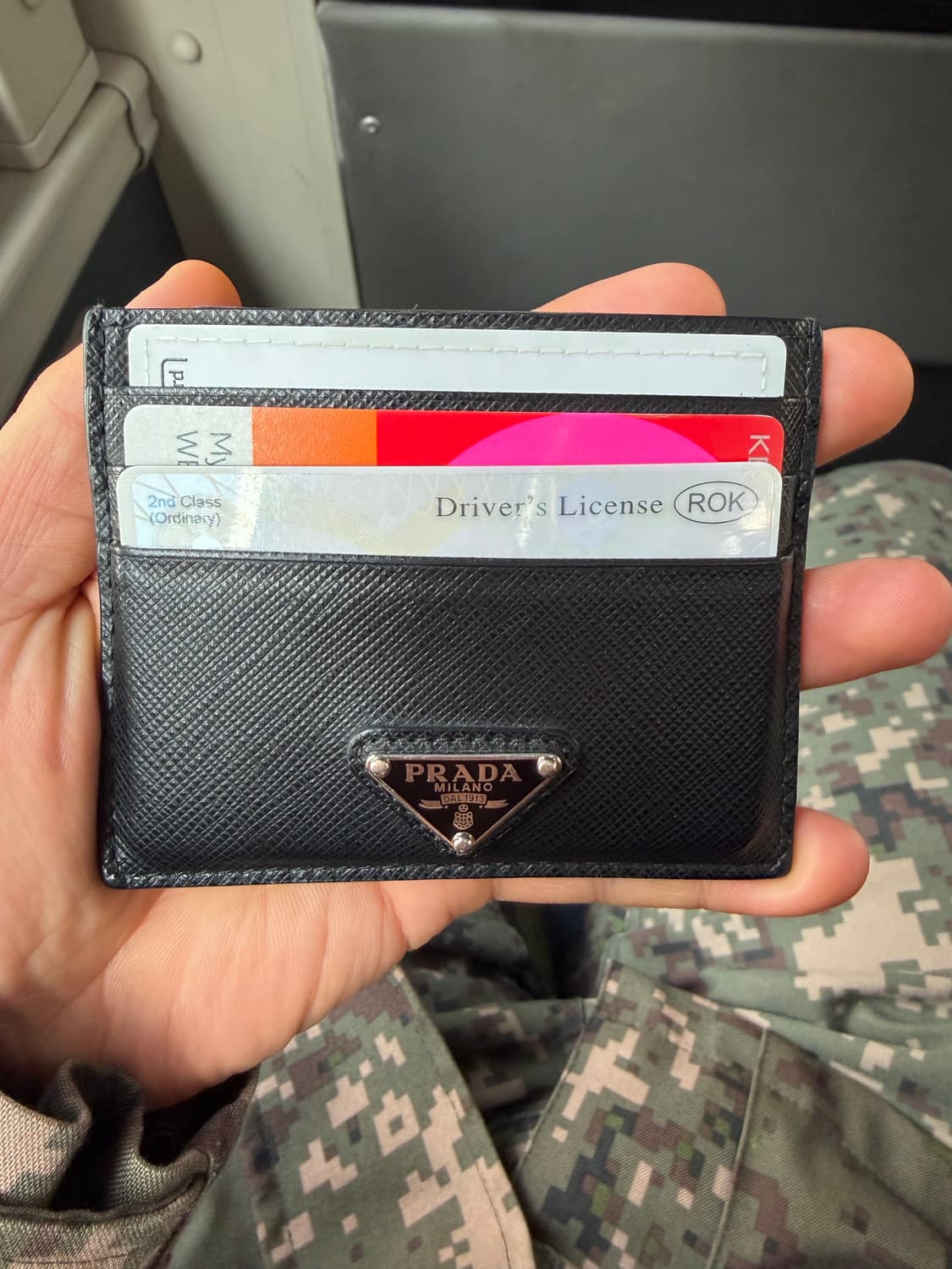 프라다 지갑 상품이미지1