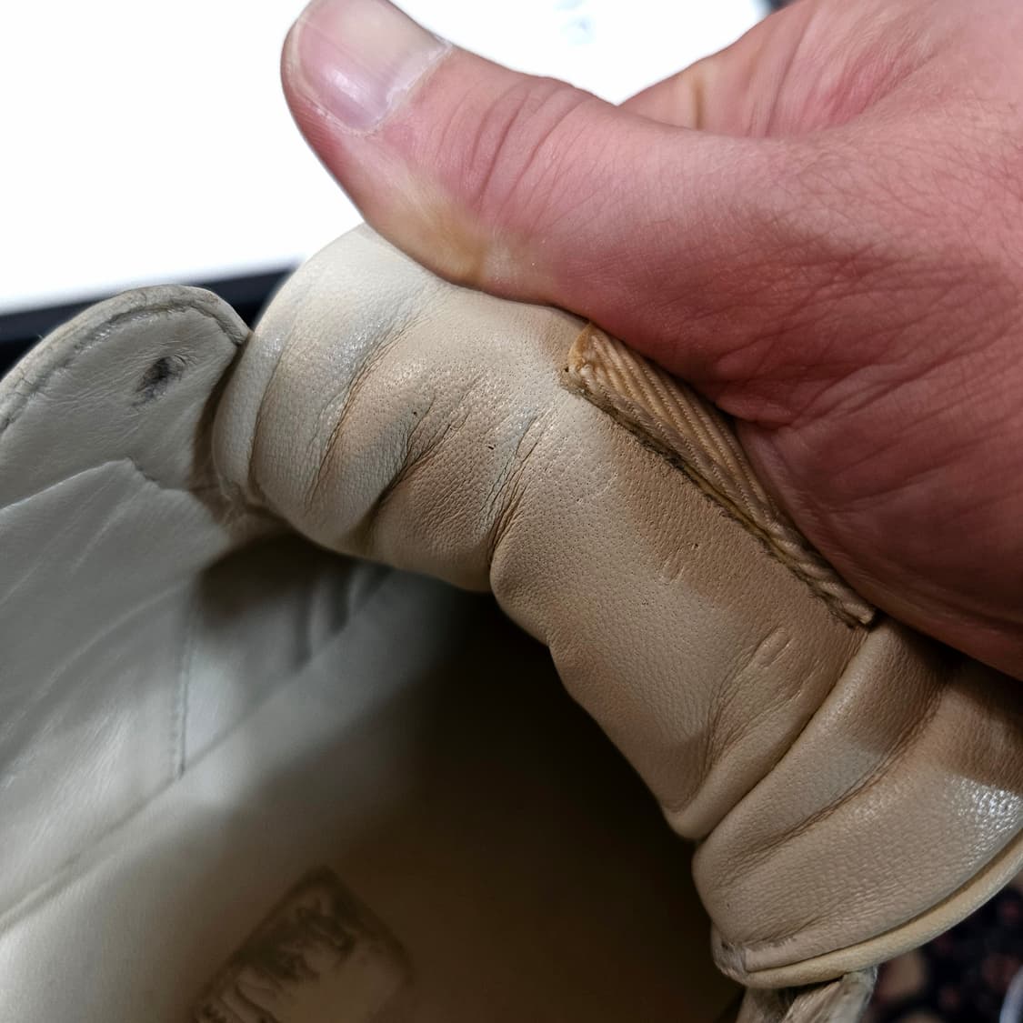 구찌(GUCCI) 더티 라이톤 입술 스니커즈 6size(255-260)  상품이미지9