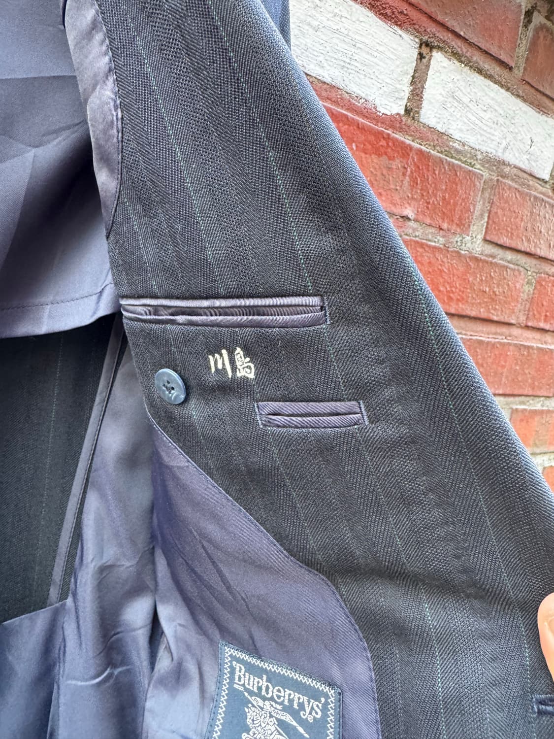 버버리 스트라이프 2B 수트 셋업  상품이미지6