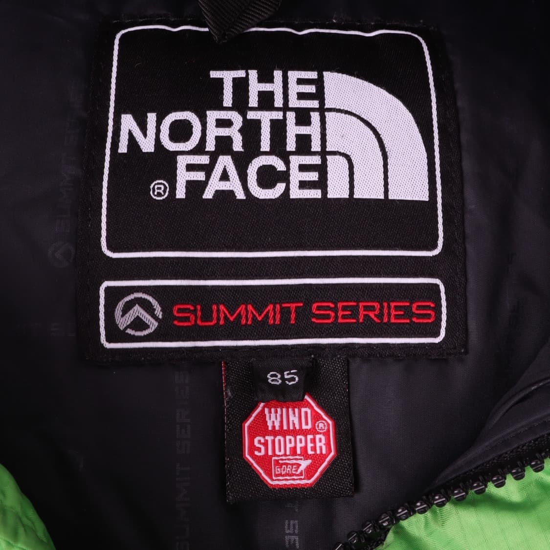 노스페이스 라이트그린 써밋 윈드스토퍼 발토르 패딩 상품이미지8