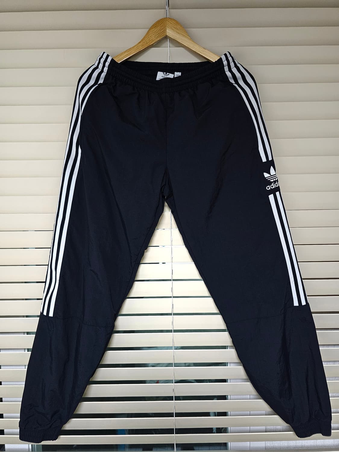 아디다스 락업 트랙팬츠 M 상품이미지1