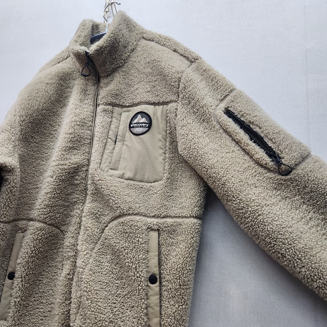 디스커버리 빅포켓/사이드포켓 로고와펜 뽀글이 95(L) 상품이미지3