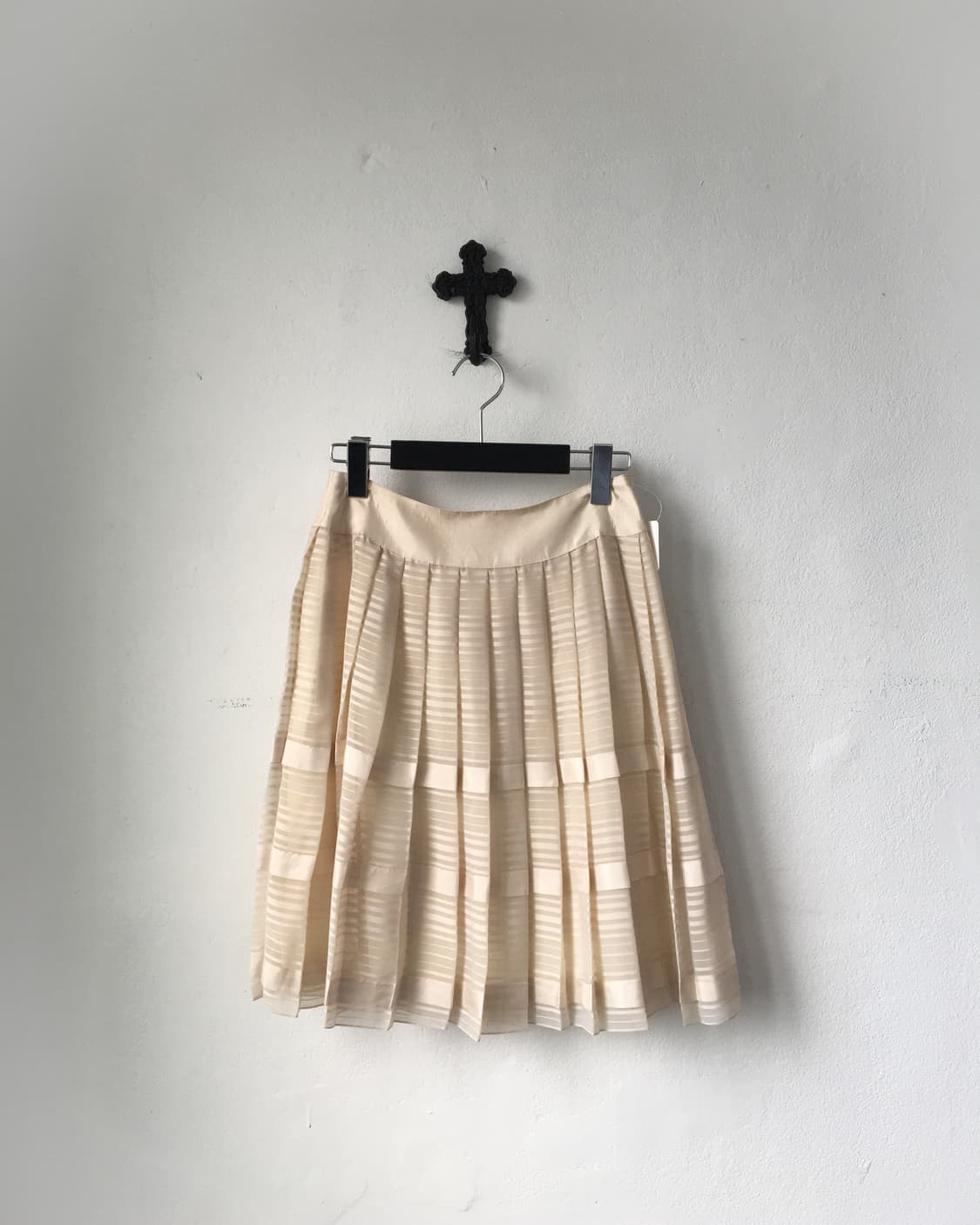 Pattern pleats midi skirt 상품이미지1