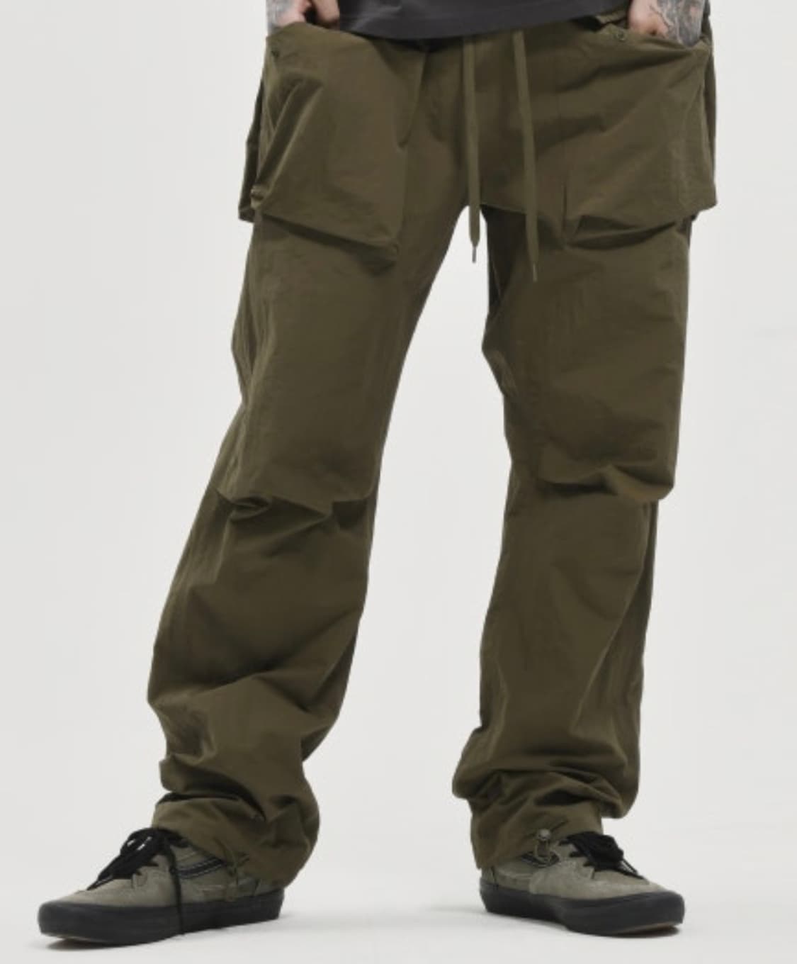 엑스트라오디너리 블랙 팬츠 상품이미지1