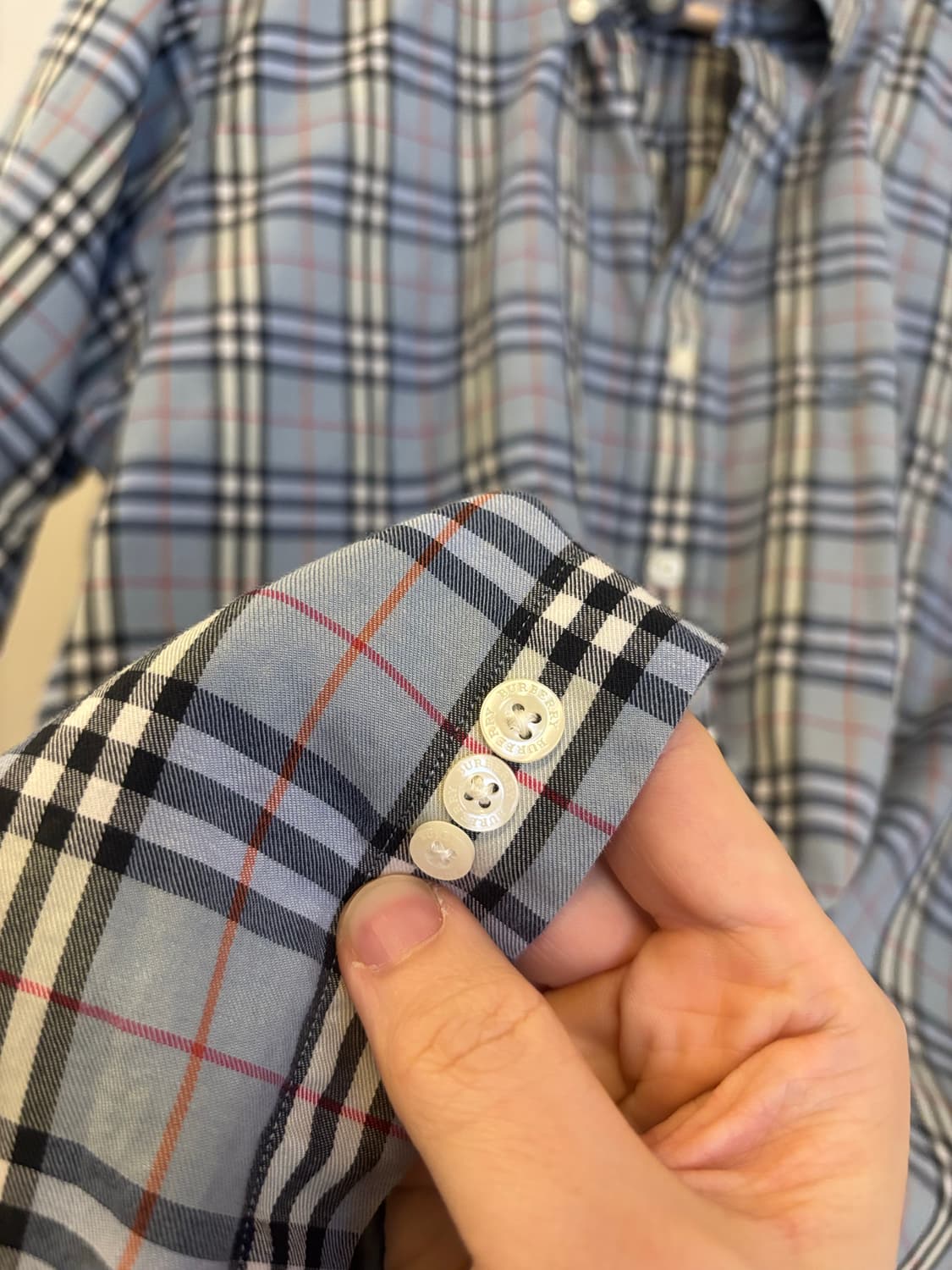 버버리 체크 반팔 셔츠 상품이미지3