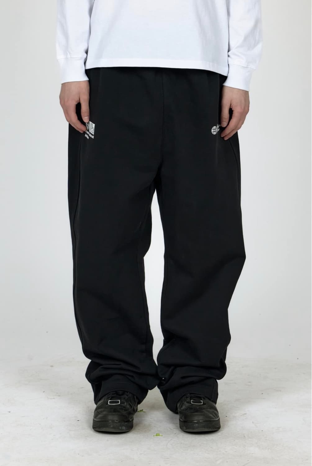 (M) 플라스틱프로덕트 스웻팬츠 상품이미지1