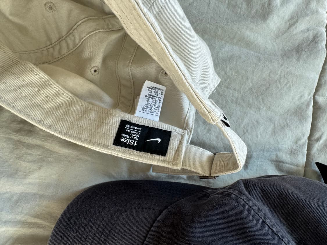 나이키 볼캡 흰/검 세트 상품이미지2