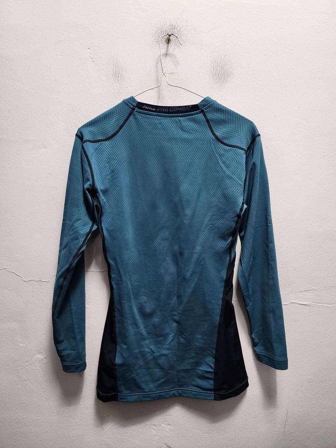 나이키 프로컴뱃 기능성 긴팔티 상품이미지2