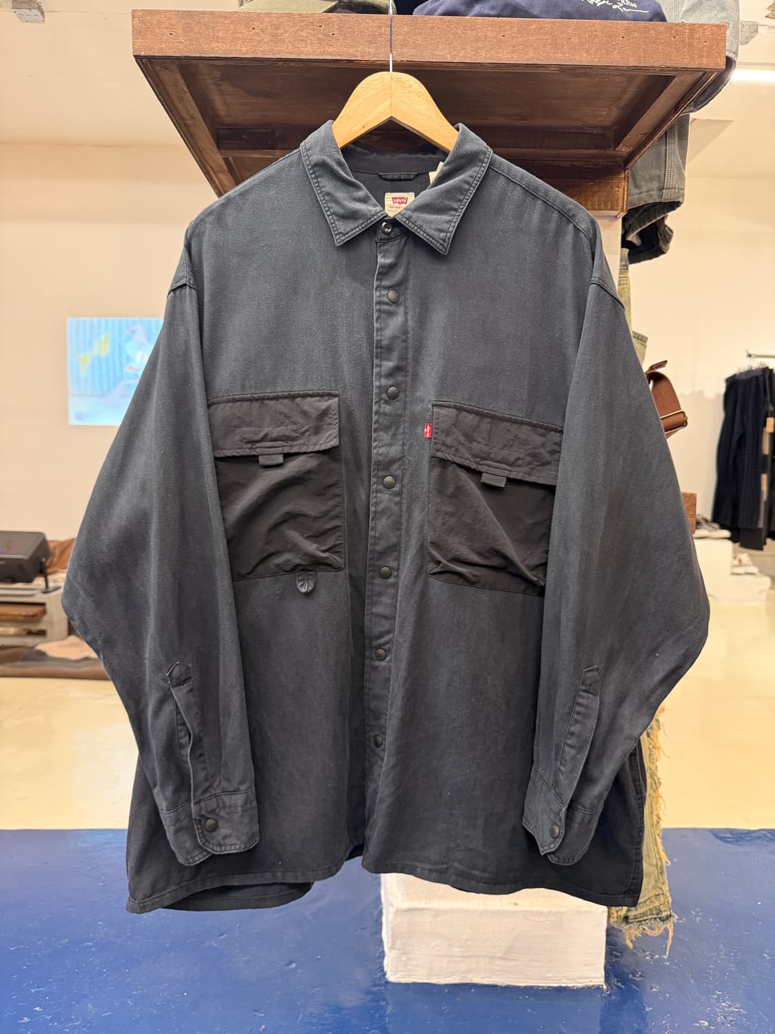 Levis 리바이스 오버핏 포켓 버튼셔츠 상품이미지3