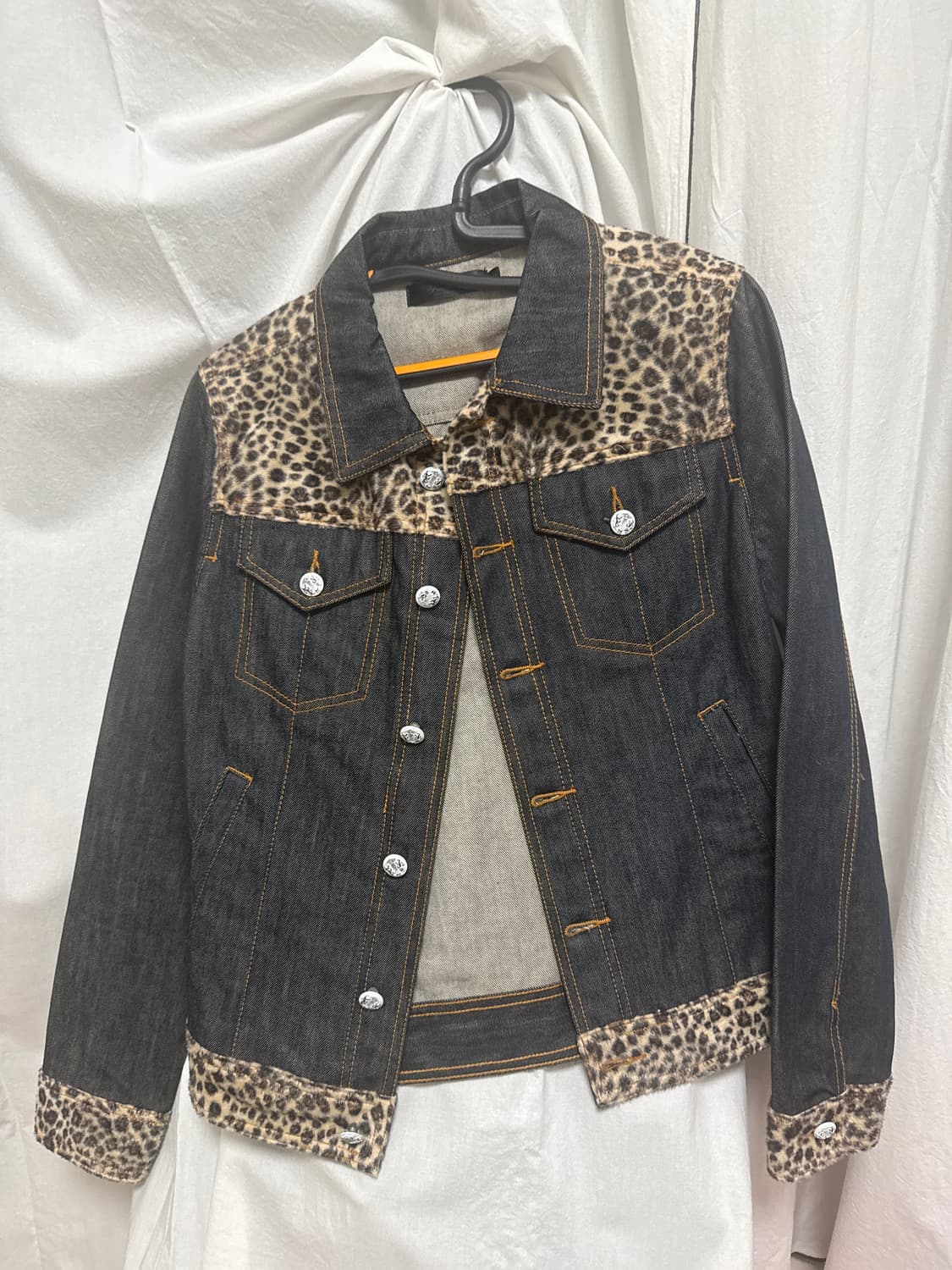 레오파드 패턴 포인트 데님 자켓 상품이미지1