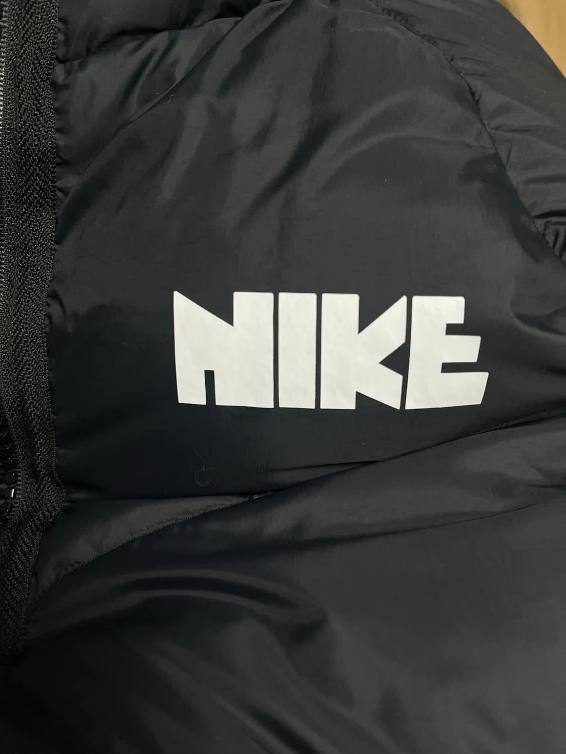 Sacai x Nike 퍼 자켓 블랙 (XS) 상품이미지5