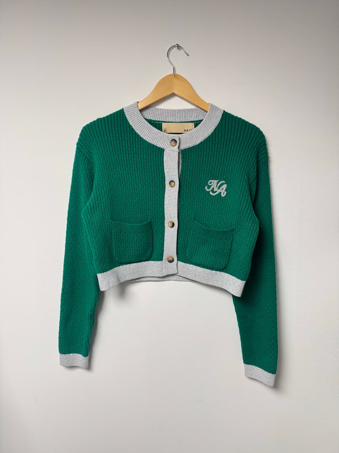 아뜰리에나인 프레피 배색 로고 자수 크롭 니트 가디건 F 상품이미지8