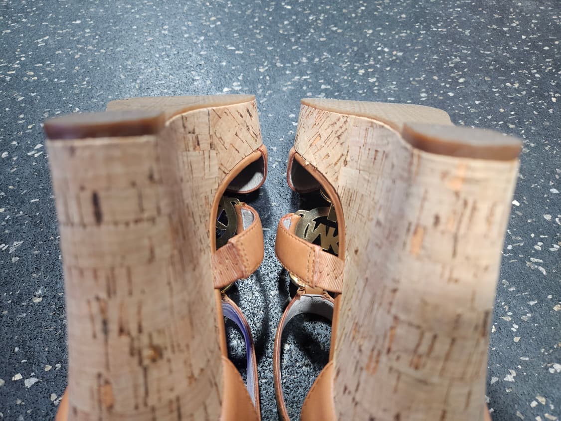 마이클 코어스 웨지힐 샌들 8M사이즈 (250) 상품이미지4