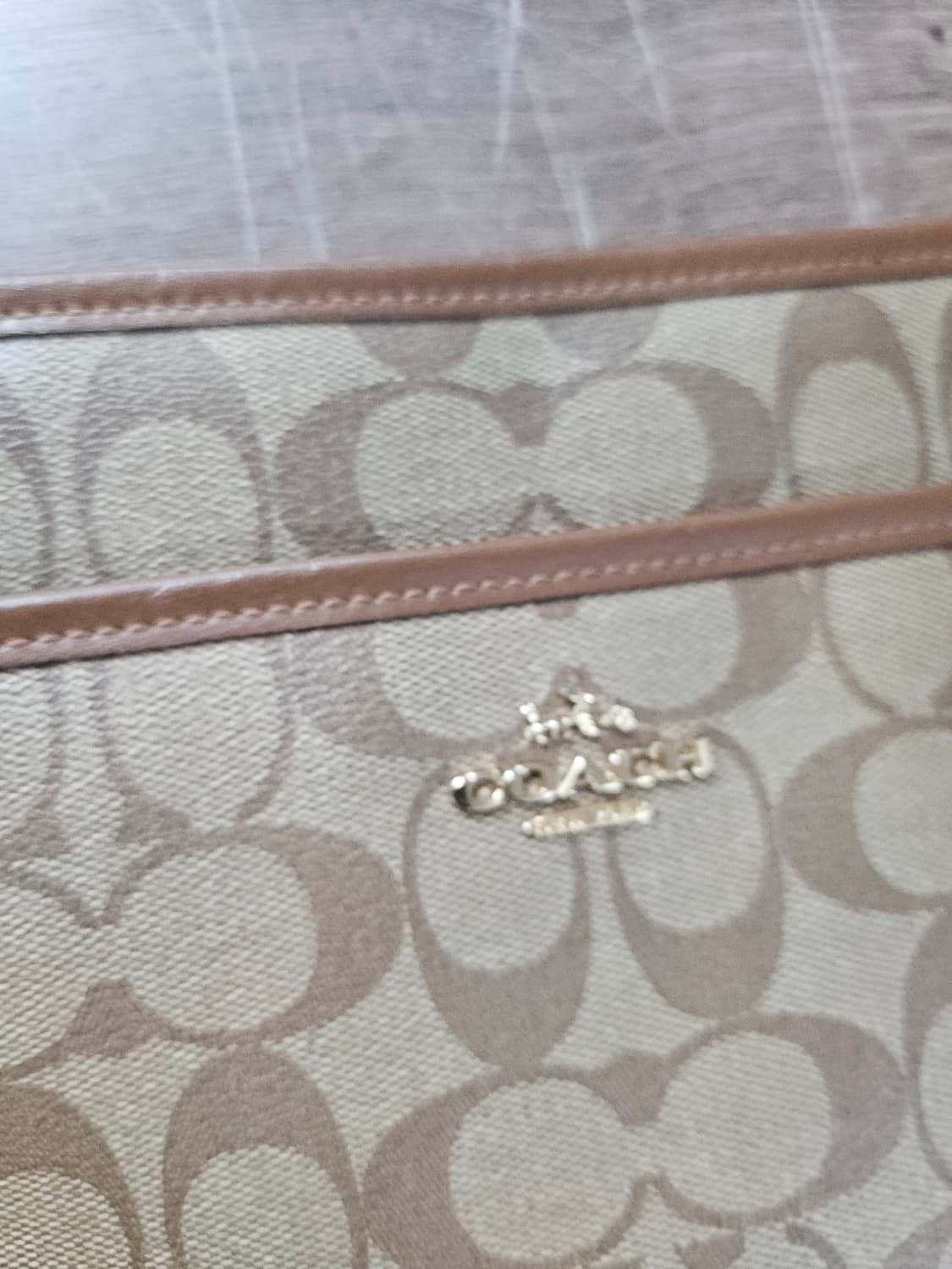 코치 시그니처 크로스백 상품이미지4