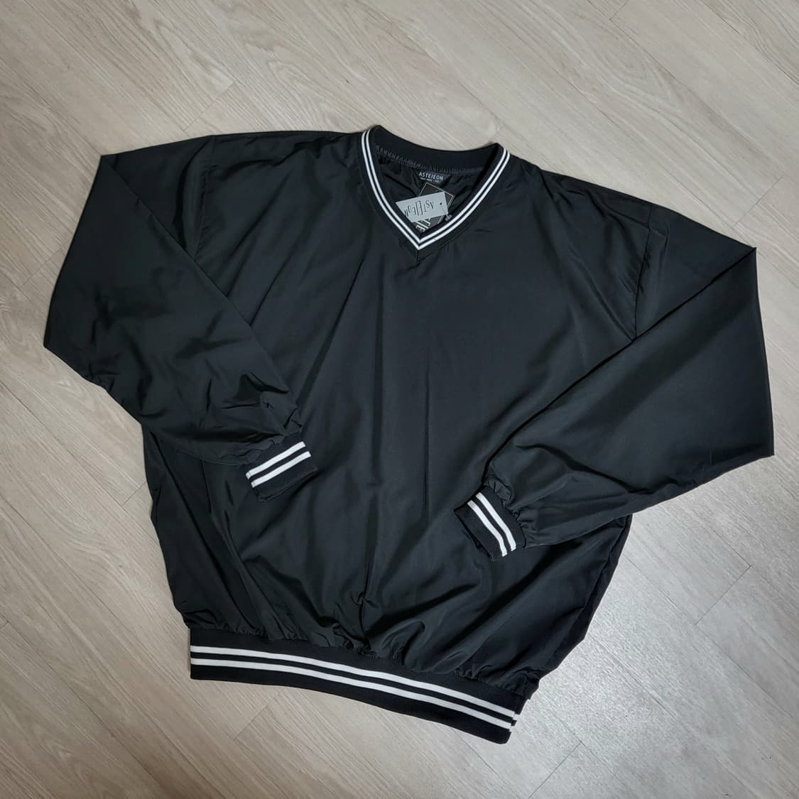 V넥 바람막이 티셔츠(110)새상품 상품이미지1