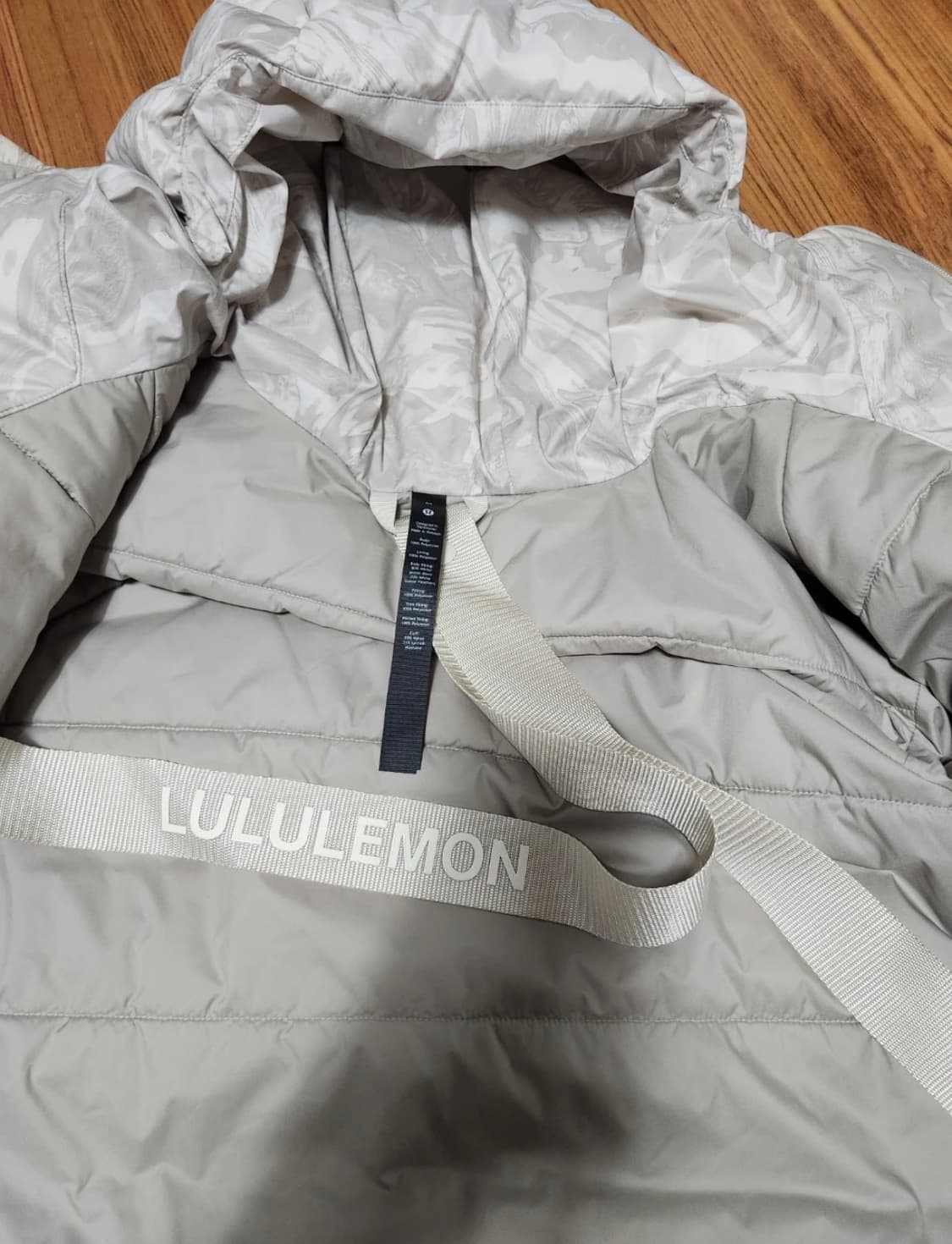 룰루레몬 패딩 L 상품이미지5