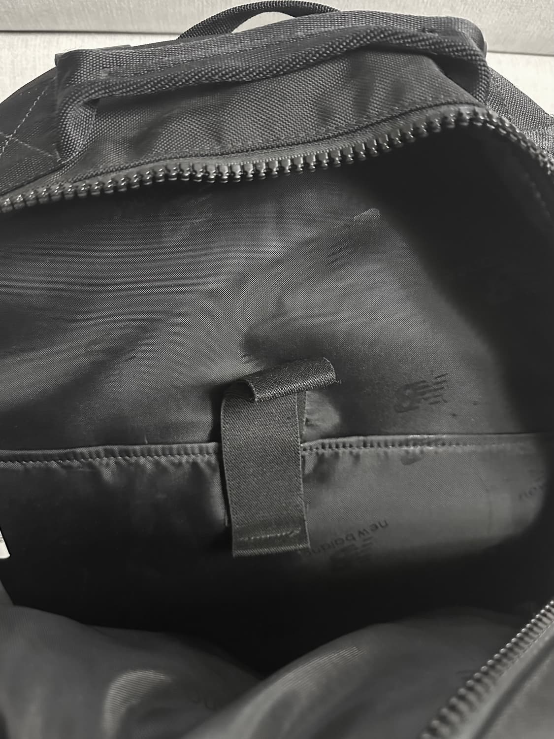 뉴발란스 백팩 NBGCAS0101 상품이미지4