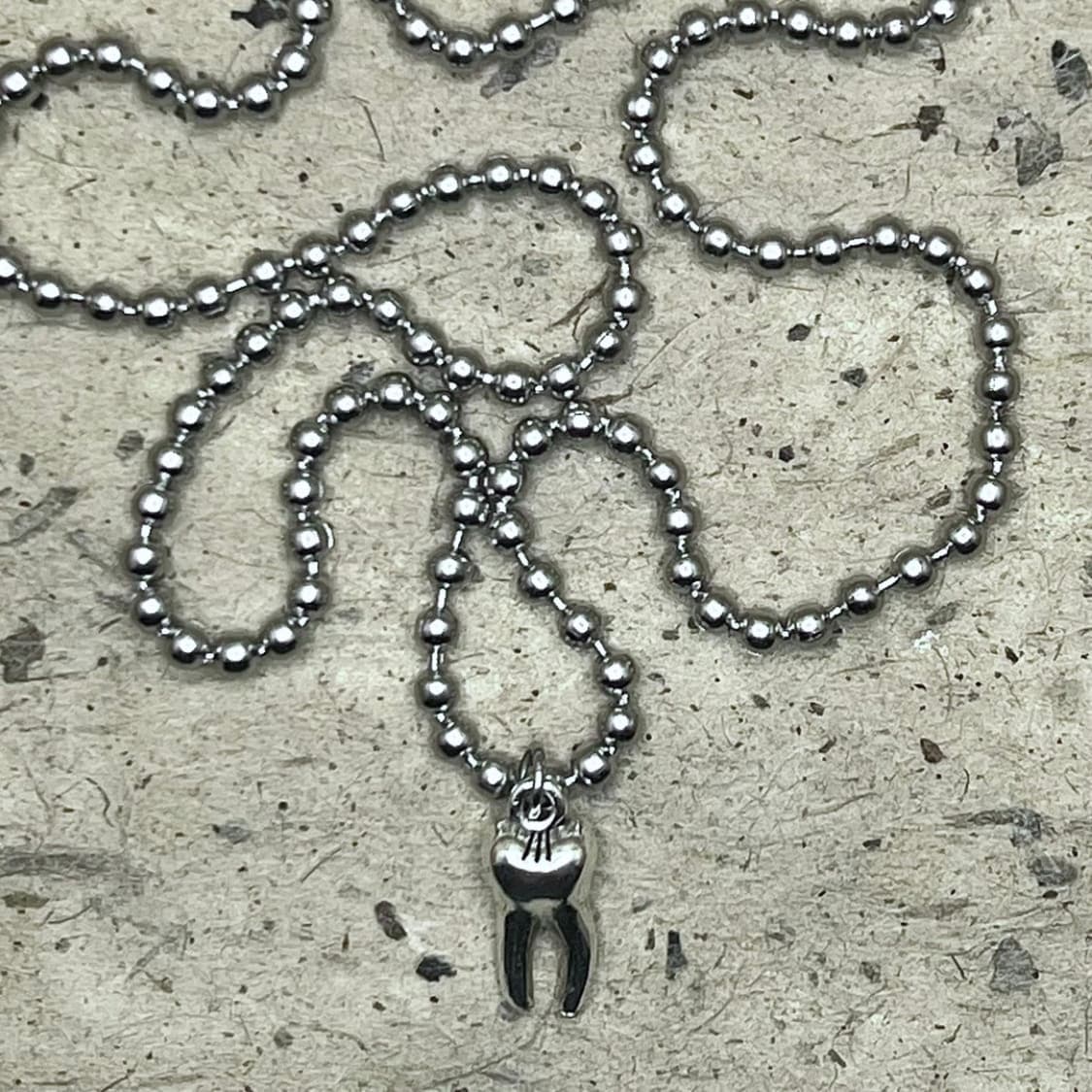 이빨 목걸이 상품이미지2