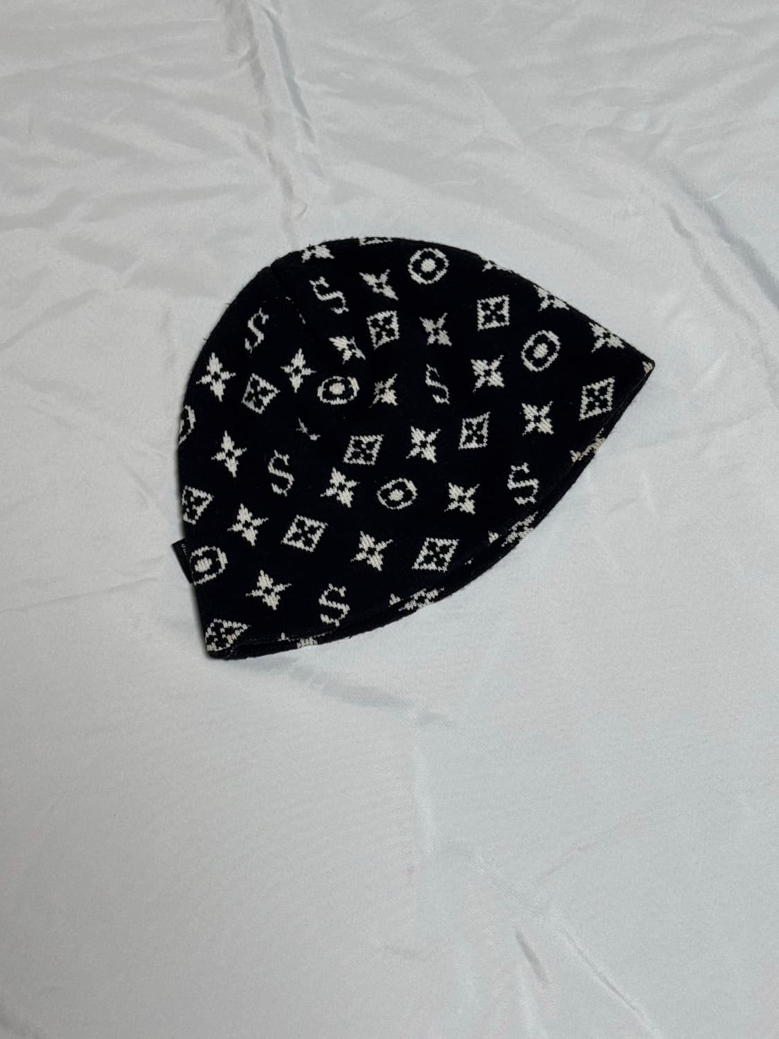 슈프림 x 루이비통 패러디 비니 2000-fw 상품이미지2