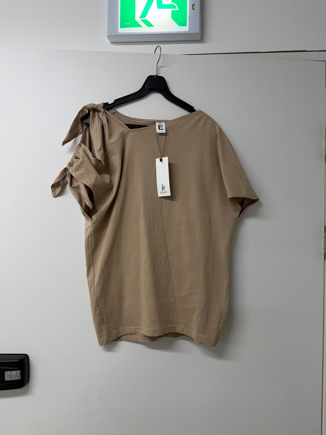 EKHON 리본 포인트 반팔 티셔츠(새상품) 상품이미지1