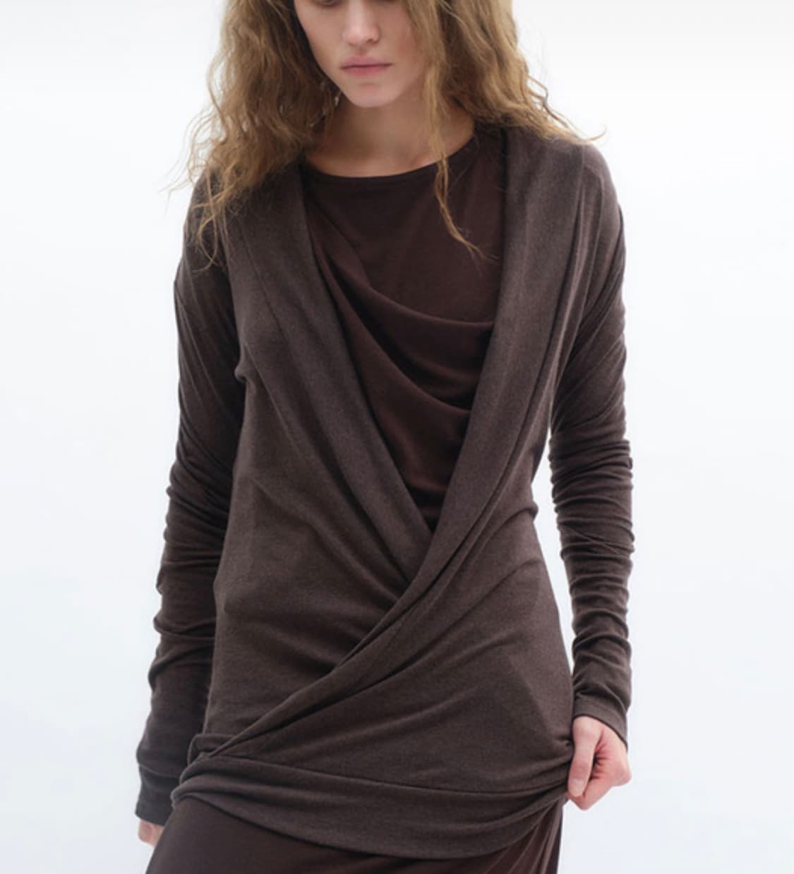 REPOS) V NECK SHAWL T-SHIRTS (BROWN) 상품이미지1