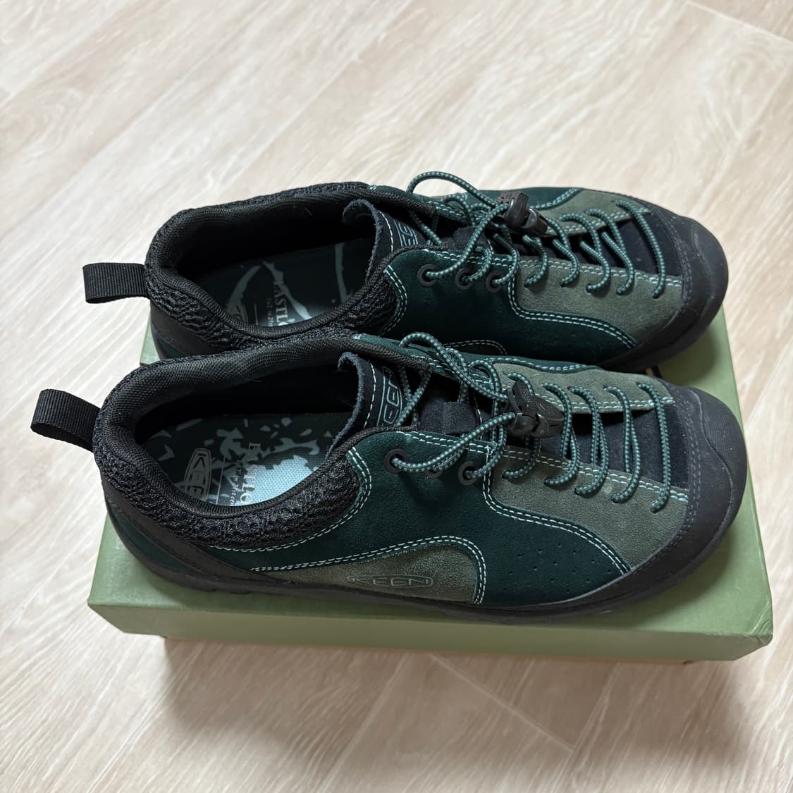 킨 이스트로그 콜라보 재스퍼 락 245mm 상품이미지2