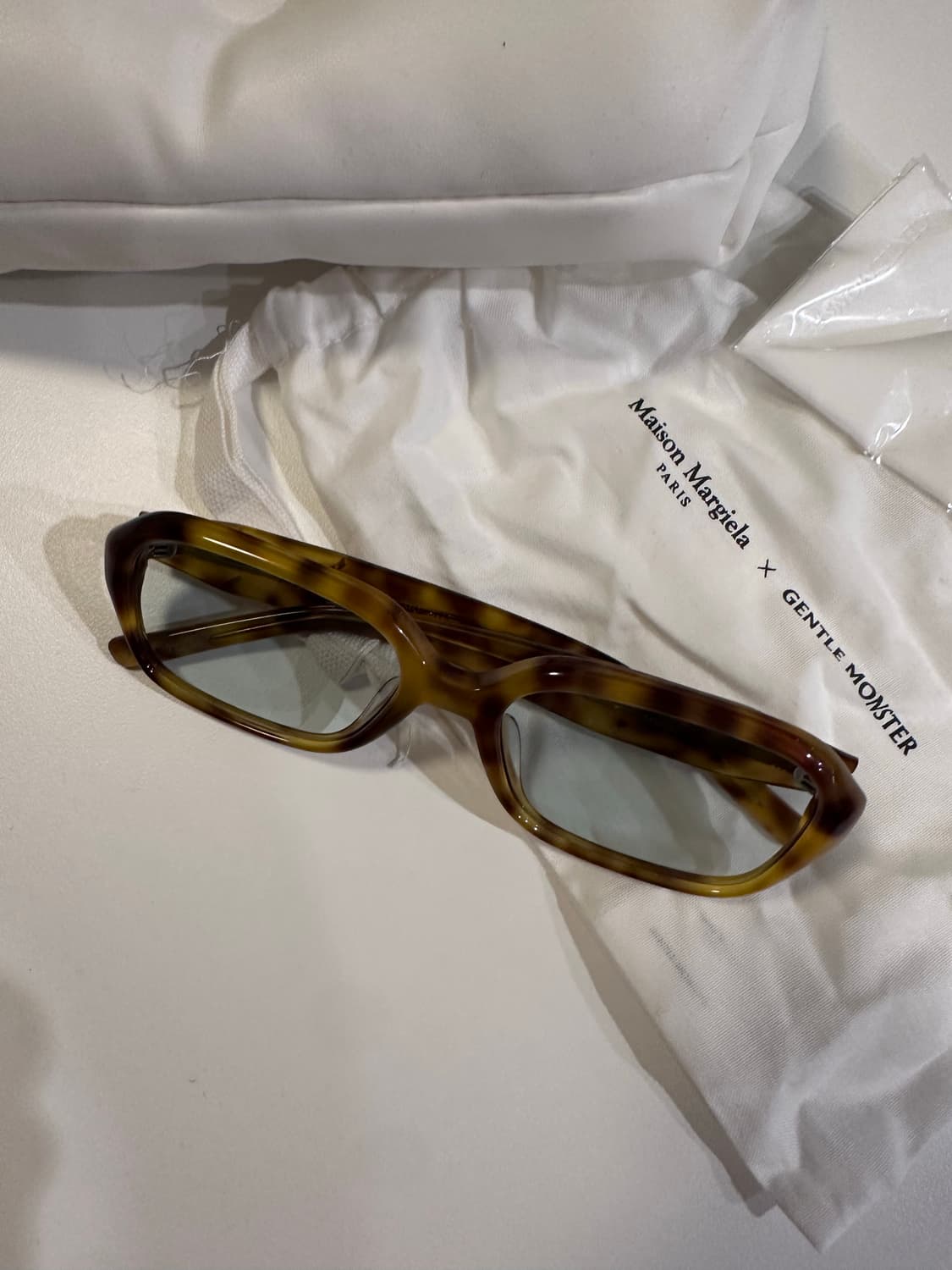 젠틀몬스터 마르지엘라 MM212 톨토이즈 상품이미지5