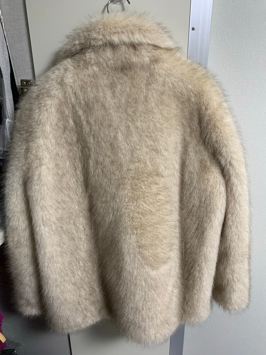 셀리앤리옹 블레어 퍼자켓 섹시퍼 1번 입음 상품이미지5