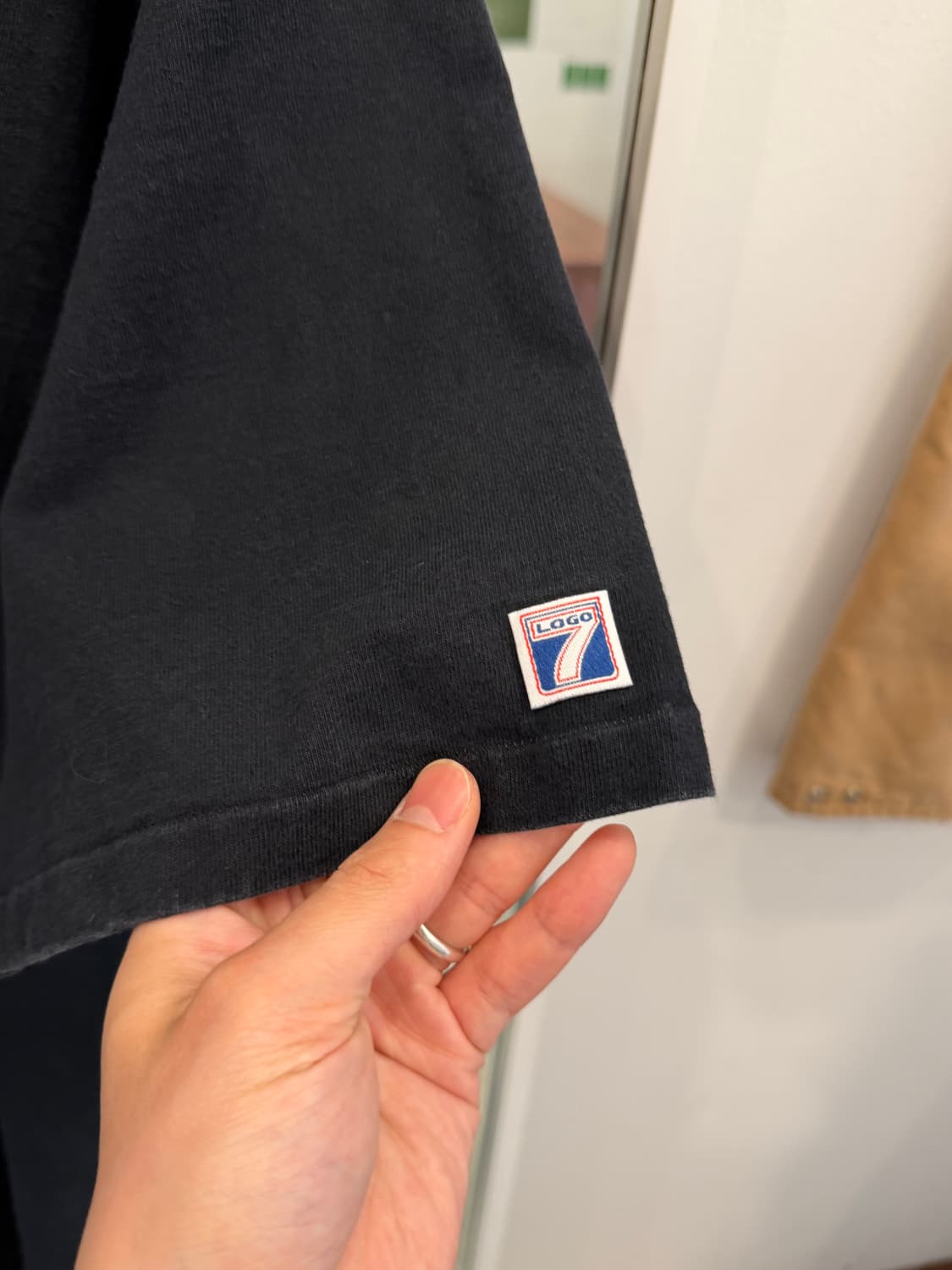 90s Logo 7 NBA 샬럿 호네츠 페이딩 반팔 티셔츠 (USA) 상품이미지8