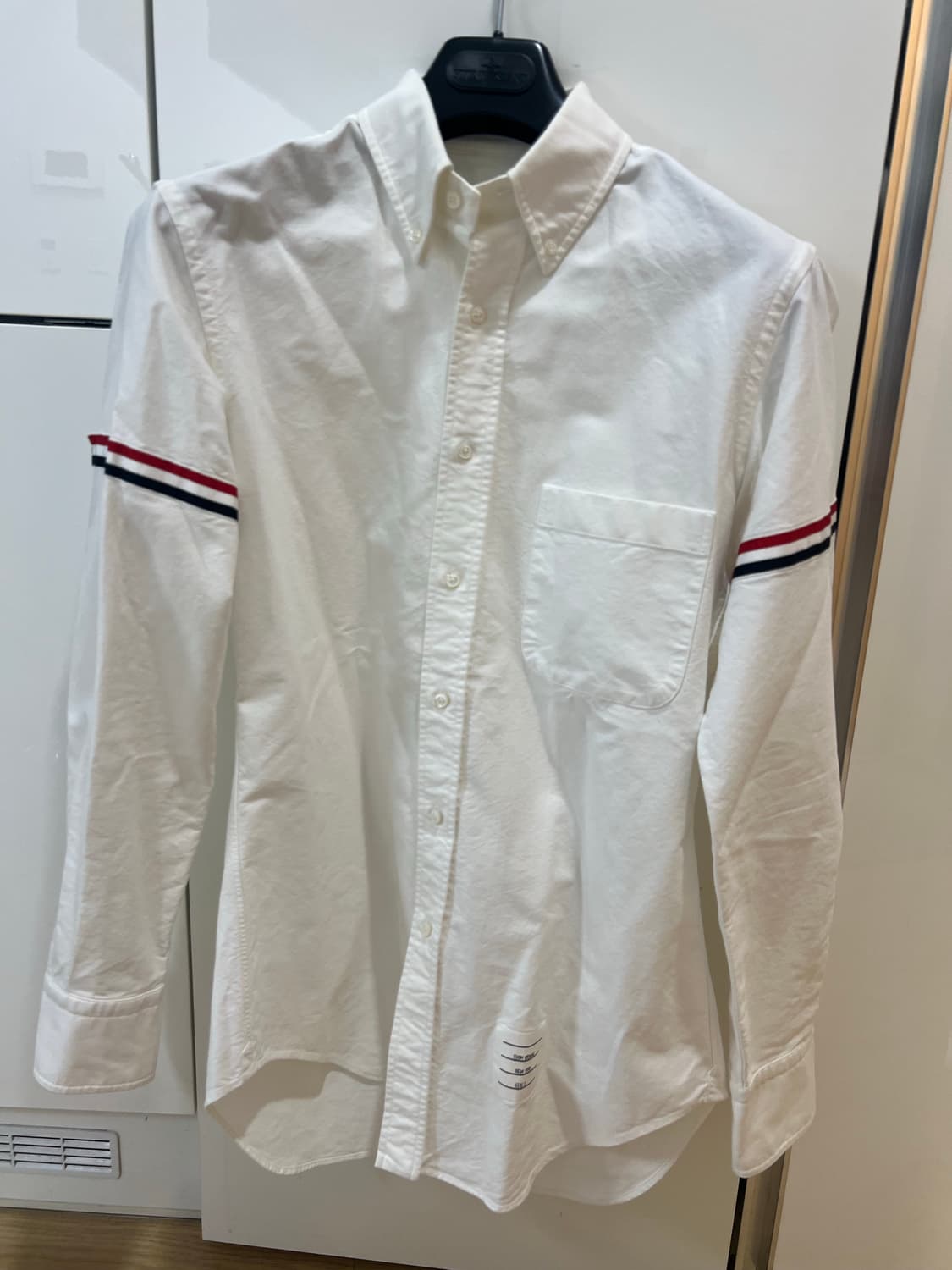 톰브라운 암밴드셔츠 2사이즈 상품이미지1