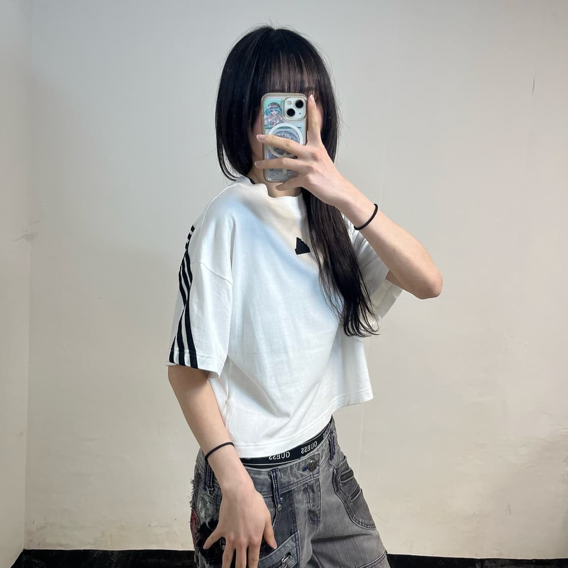 Adidas white three stripes crop t-shirt  상품이미지2