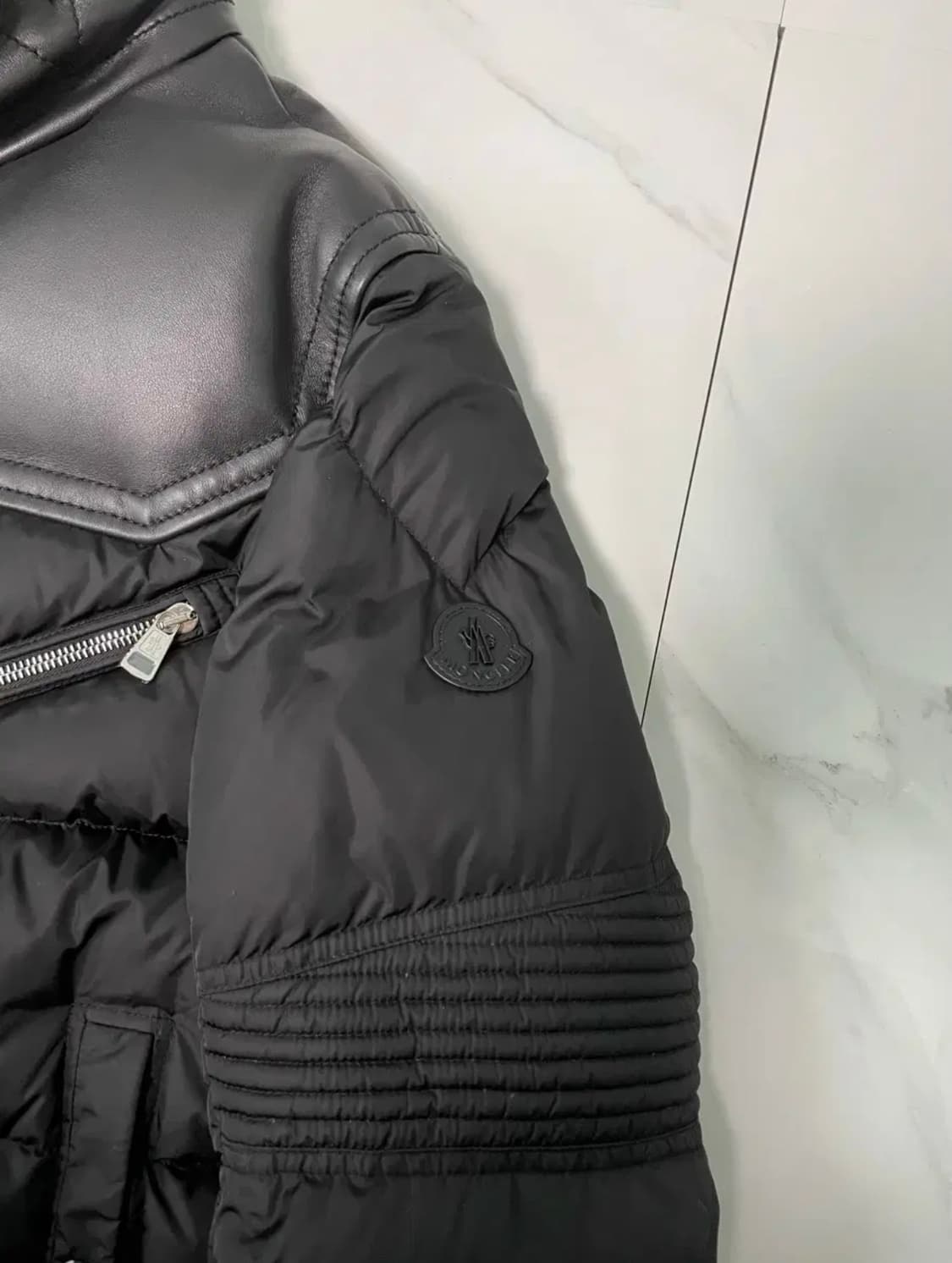 새상품 몽클레어 레오 시어링 레더 패딩 3사이즈 상품이미지2