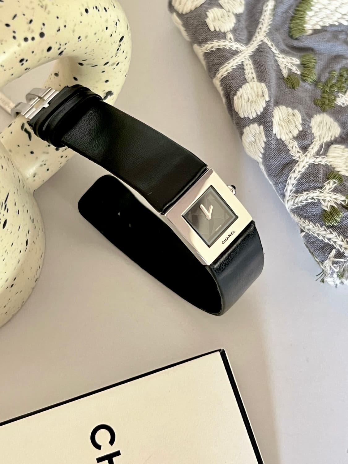 CHANEL 마트라세 레더 스트랩 샤넬 시계 상품이미지3