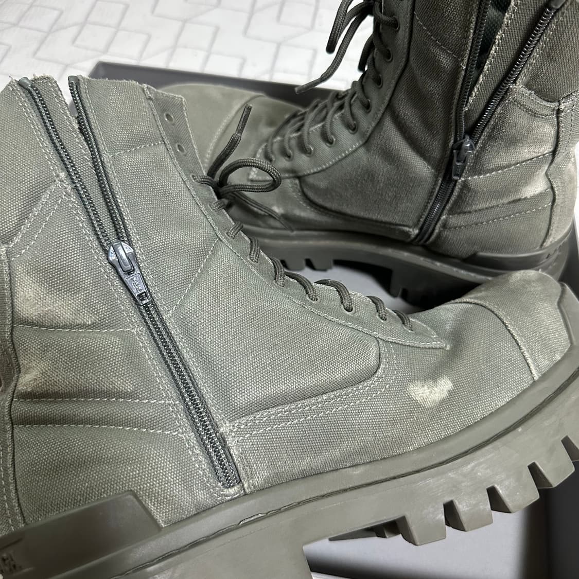 [45] 발렌시아가 스트라이크 컴뱃 부츠 카키 상품이미지4