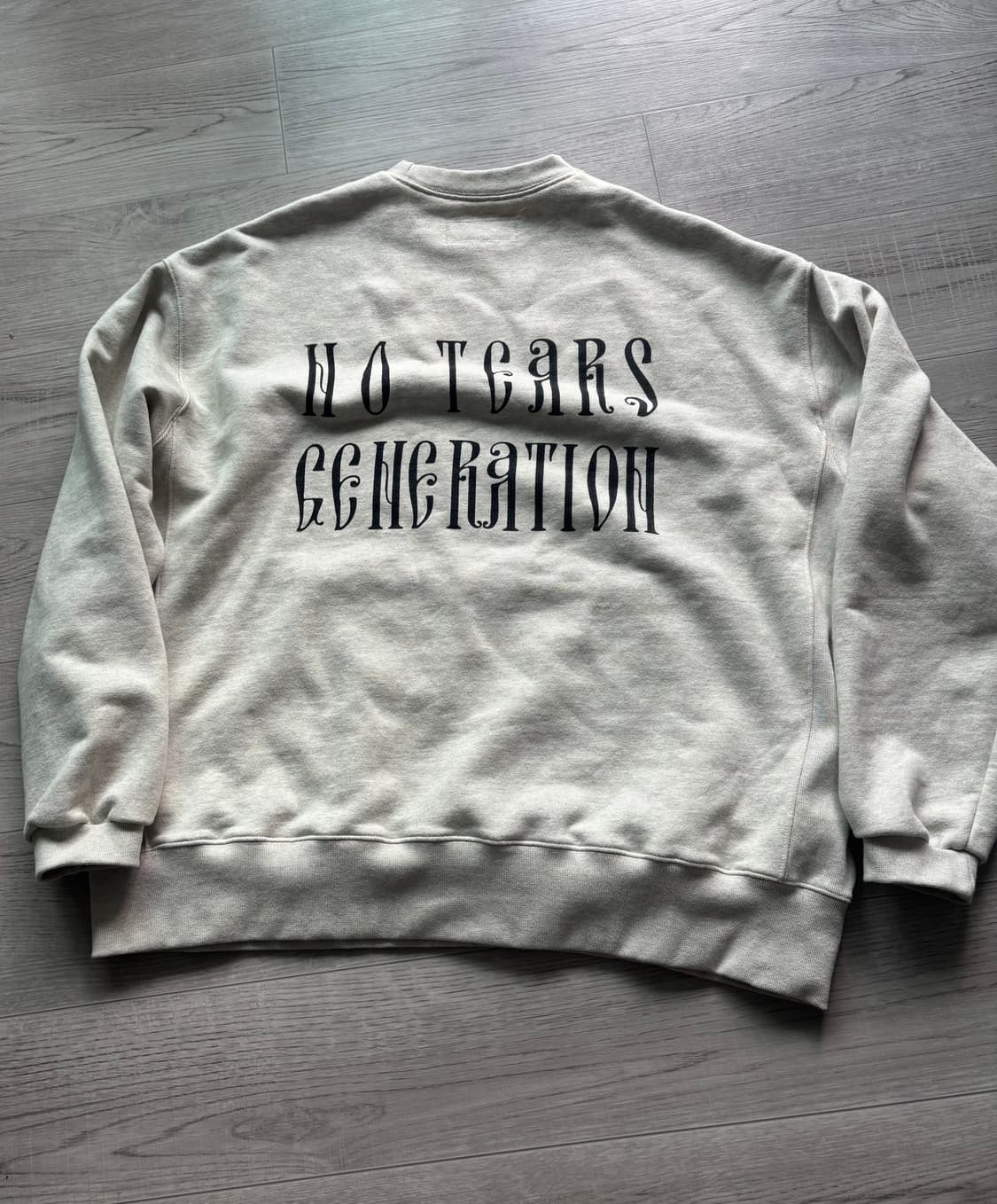 [L] 블랙아웃 이모션 크루넥  상품이미지2