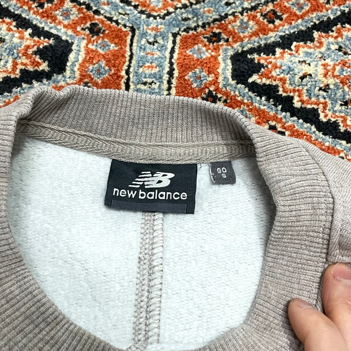 뉴발란스 프린팅 베이지 기모 후드티 남성L 상품이미지3