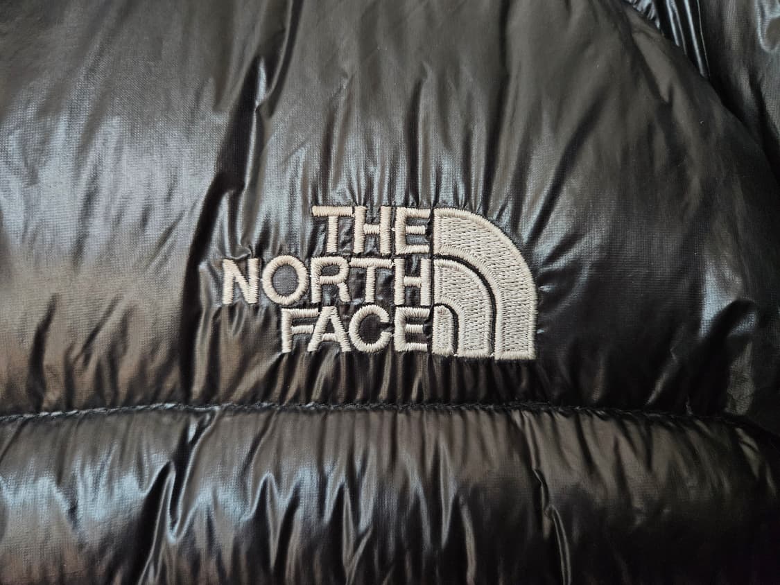 노스페이스 850 초경량 유광 구스다운 패딩 상태극상 희귀매물 눕시 상품이미지4