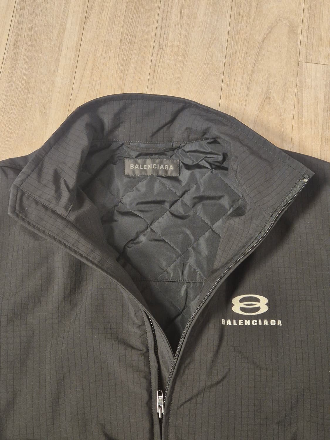 발렌시아가 유니티 윈드브레이커 상품이미지3