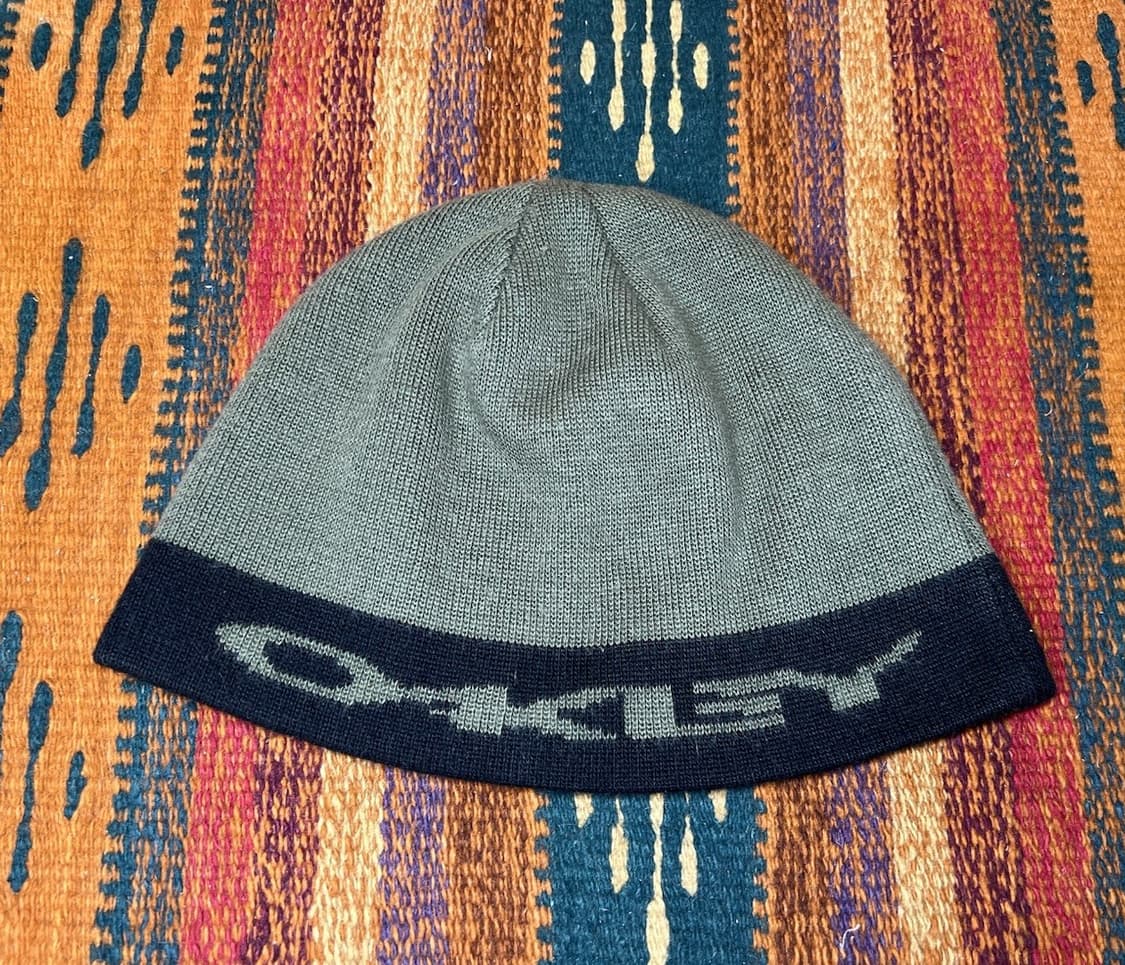 오클리 로고 니트 비니 상품이미지1