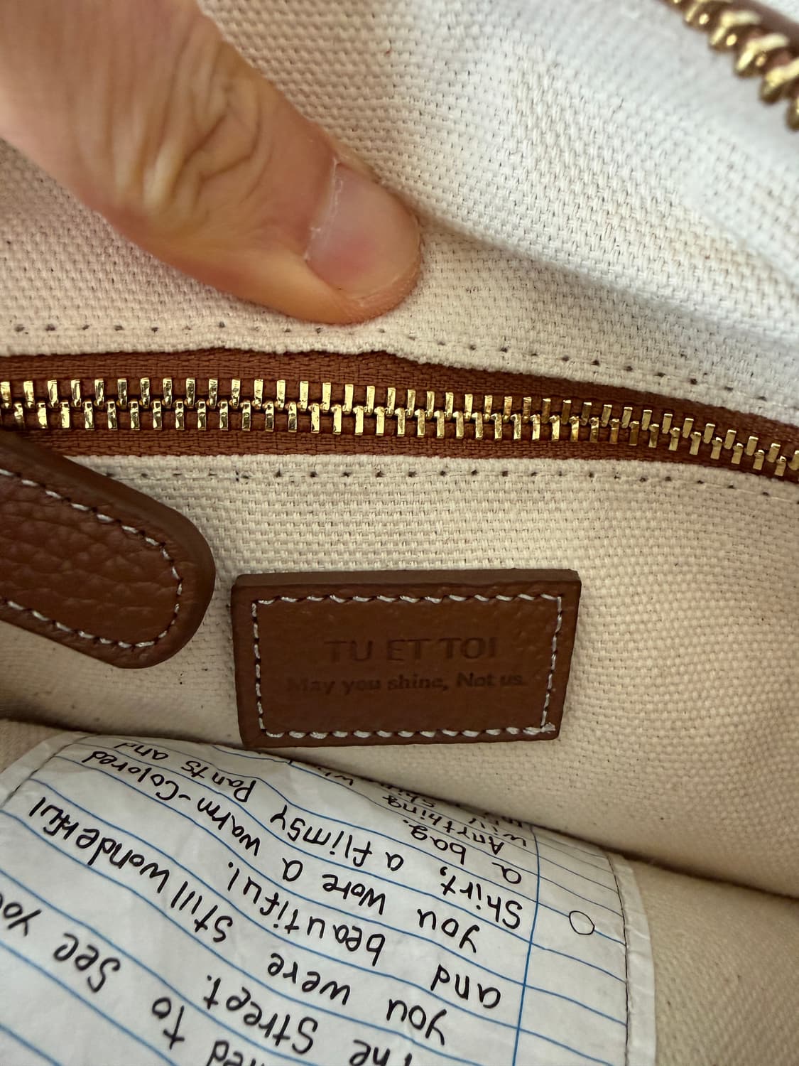 투에투아(TU ET TOI) 레더 크로스백 상품이미지9