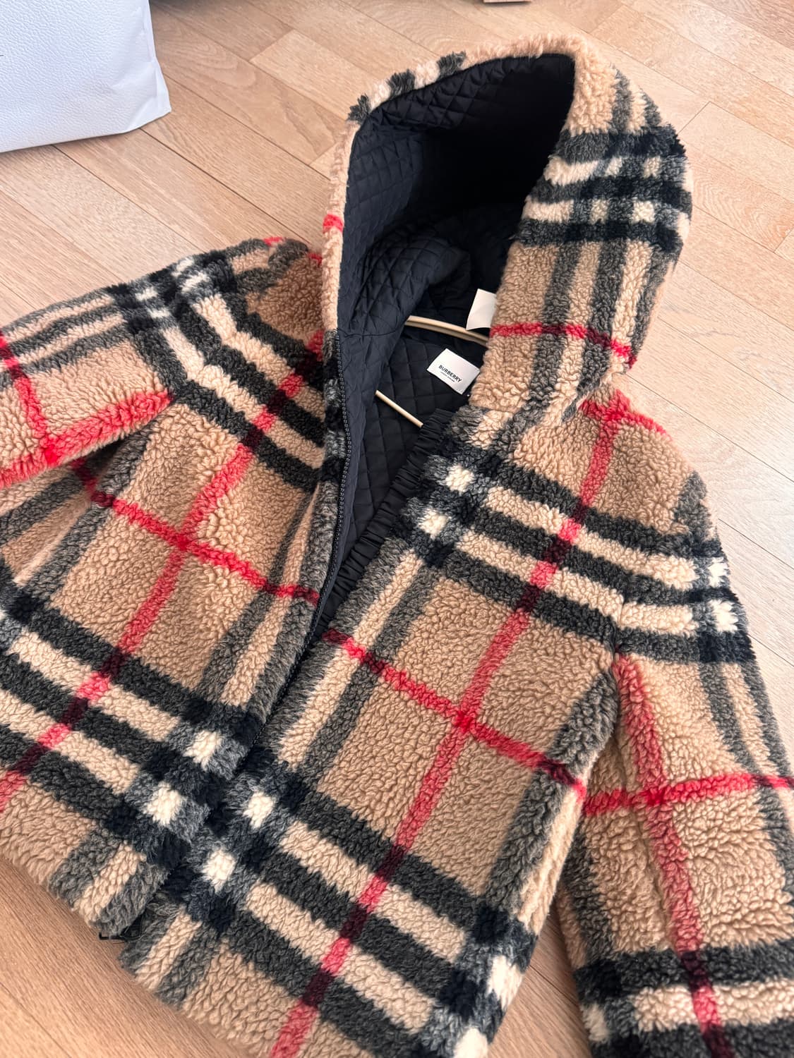 버버리 울캐시 플리스 자켓 상품이미지1