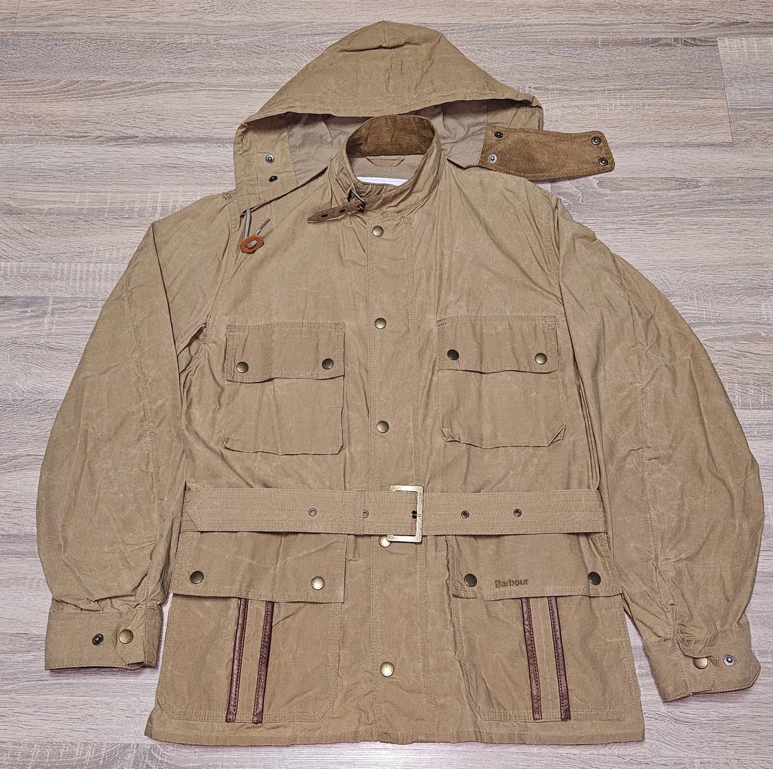 바버 우르슬라 자켓 판매합니다 상품이미지2