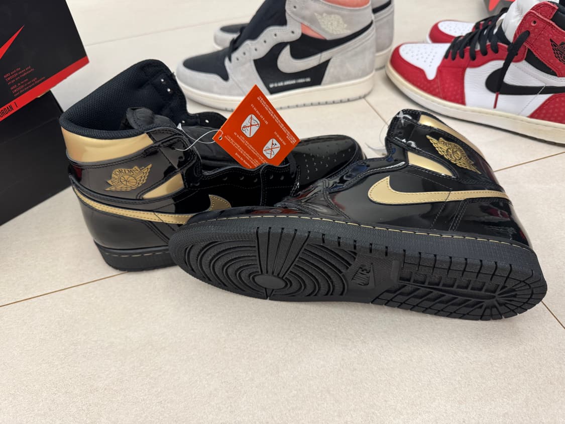 Jordan 1 Retro High OG Metallic Gold 285 상품이미지3