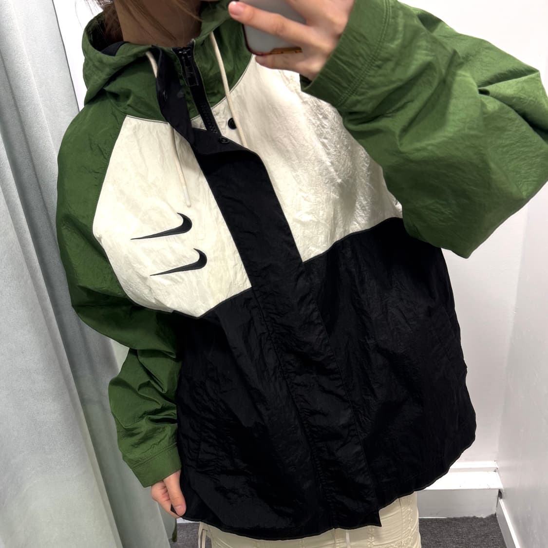 나이키 스우시 그린 바람막이 상품이미지1