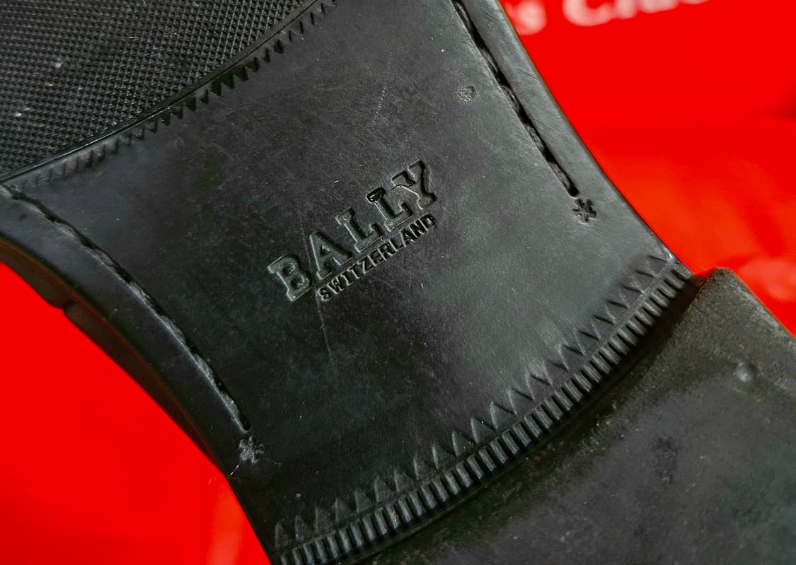 발리(BALLY) 시그니쳐 B 스틸 로고 페니로퍼 US7 EEE size 상품이미지7