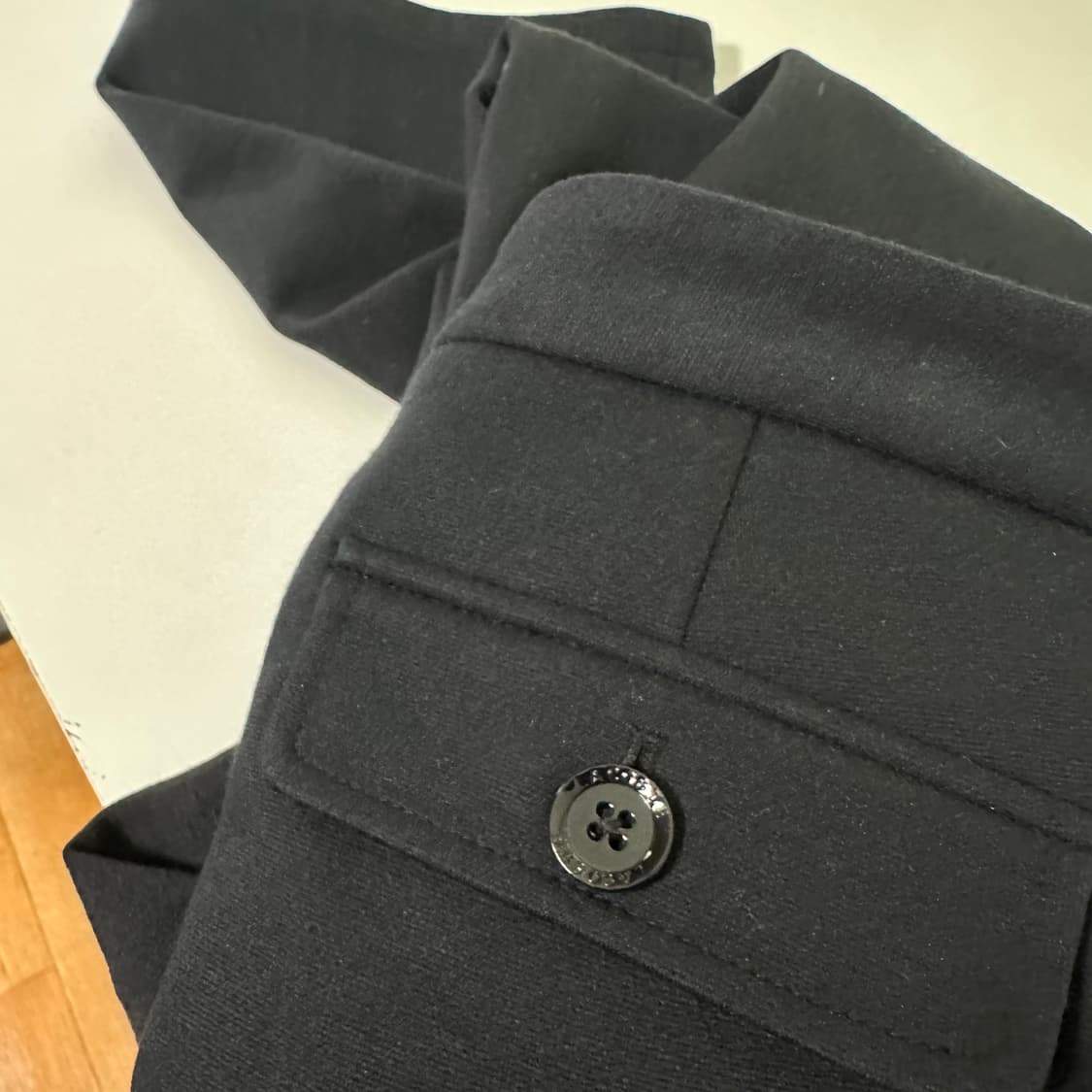 33 라코스테 블랙 일자핏 슬랙스 상품이미지7