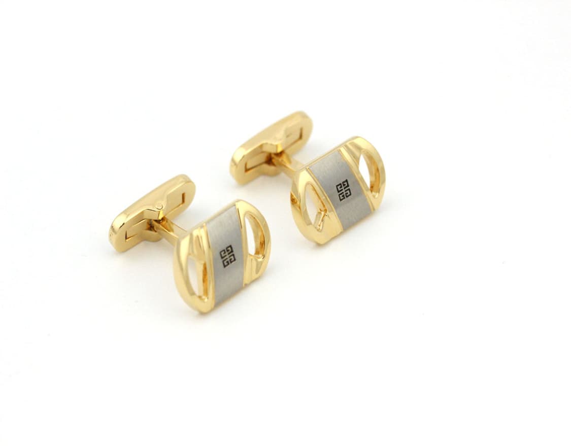 지방시 A+등급 남자 명품 커프스 상품이미지2